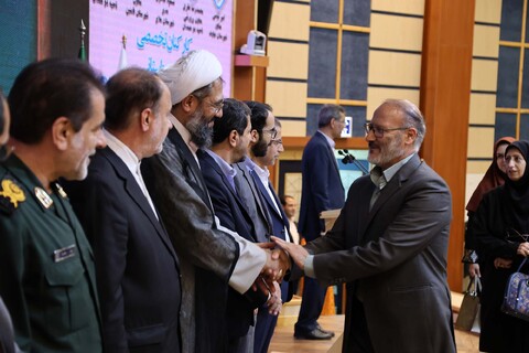 تصاویر / آیین تقدیر از معلمان و مدیران نمونه کشوری و استانی آموزش و پرورش استان همدان