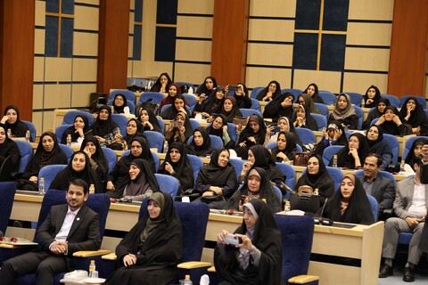 تصاویر / آیین تقدیر از معلمان و مدیران نمونه کشوری و استانی آموزش و پرورش استان همدان