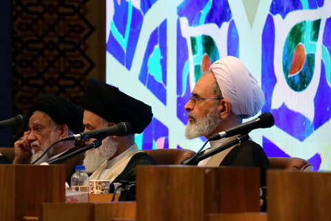 مؤتمر الذكرى المئوية لإعادة تأسيس الحوزة العلمية في قم
