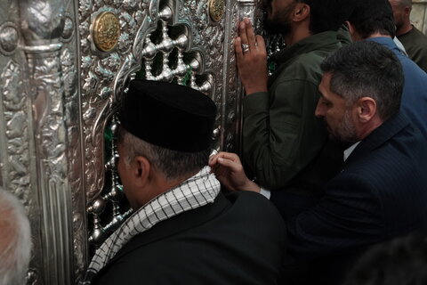 تصاویر/ تشرف مهمانان بین‌المللی همایش صده به حرم مطهر حضرت معصومه(س)