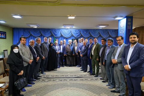 تصاویر | دیدار رئیس و اعضای کمیسیون اجتماعی مجلس شورای اسلامی با نماینده ولی فقیه در استان آذربایجان شرقی