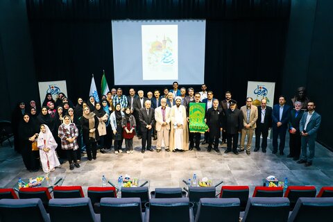 تصاویر/  ویژه برنامه محفل شـعر و خـاطره « بیت هشتم» در ارومیه