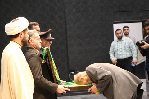 تصاویر/  ویژه برنامه محفل شـعر و خـاطره « بیت هشتم» در ارومیه