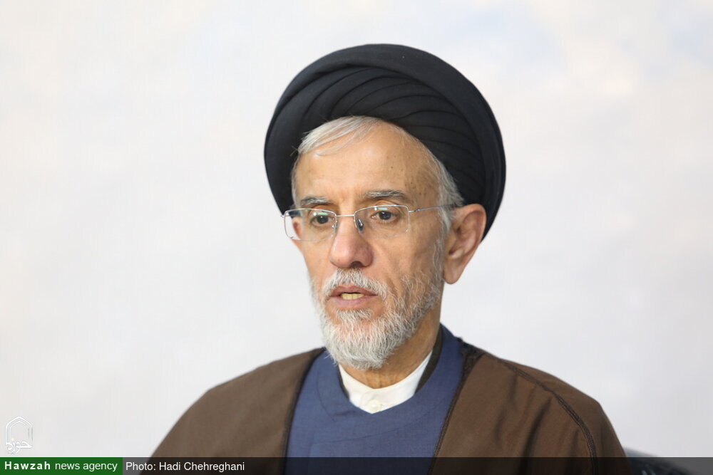 آية الله الأعرافي: الثورة الإسلامية نتاج الرؤية الاستراتيجية لآية الله الحائري اليزدي