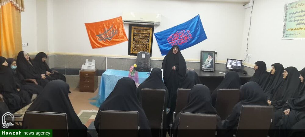 برگزاری مراسم بزرگداشت استاد شهید مطهری و دهه کرامت در مدرسه علمیه فاطمیه ملاثانی