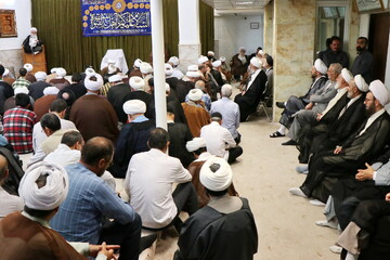 تصاویر / مراسم جشن روز میلاد امام رضا (ع) در دفتر آیت الله العظمی نوری همدانی