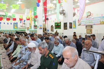 نماز جمعه بندرریگ به روایت تصویر