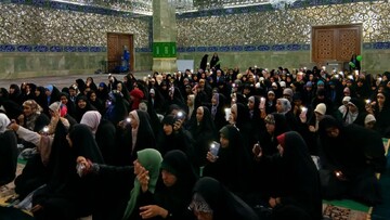 دختران نوجوان قمی ولادت امام رضا(ع) را جشن گرفتند