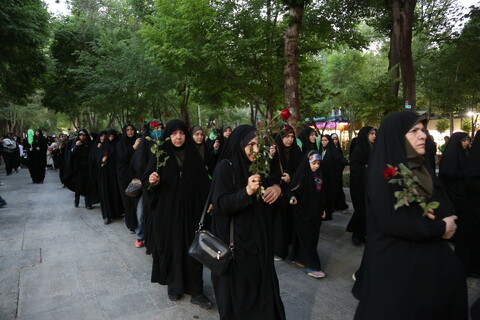 تصاویر / اجتماع بزرگ خادمیاران و یاوران رضوی اصفهان