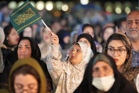 تصاویر / جشن بزرگ میلاد امام رضا (ع) در میدان امام خمینی (ره) اصفهان