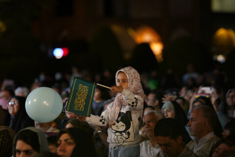 تصاویر / جشن بزرگ میلاد امام رضا (ع) در میدان امام خمینی (ره) اصفهان