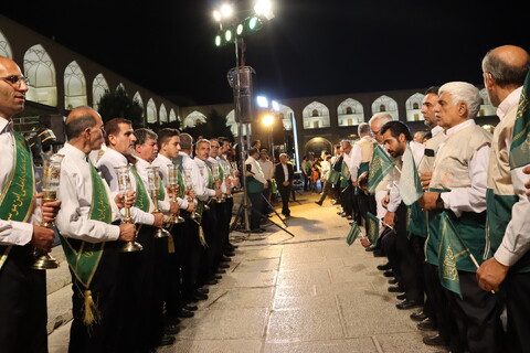 تصاویر / جشن بزرگ میلاد امام رضا (ع) در میدان امام خمینی (ره) اصفهان