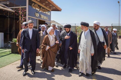 الأمين العام للعتبة العلوية المقدسة يلتقي المرجع الديني سماحة الشيخ جوادي الآملي