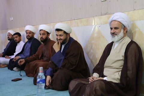 درس اخلاق طلاب مدرسه علمیه رضویه شهرستان هویزه