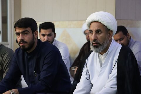 درس اخلاق طلاب مدرسه علمیه رضویه شهرستان هویزه