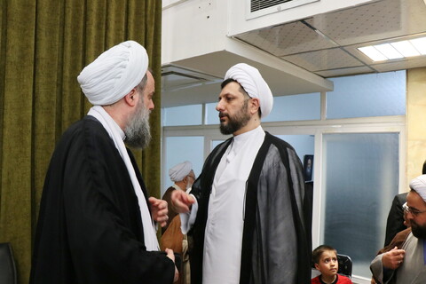 تصاویر / مراسم جشن روز میلاد امام رضا (ع) در دفتر آیت الله العظمی نوری همدانی