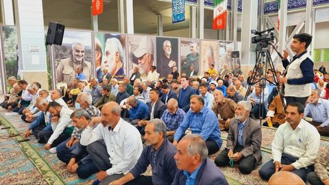 تصاویر/ اقامه نماز جمعه رابر