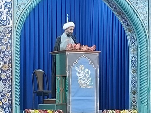 آیین عبادی سیاسی نمازجمعه بوشهر به روایت تصاویر