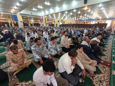 آیین عبادی سیاسی نمازجمعه بوشهر به روایت تصاویر