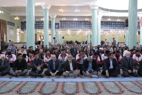 تصاویر/ اقامه نماز جمعه شهر تکاب