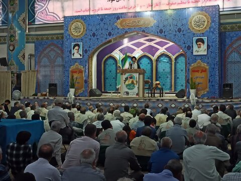 تصاویر/ نمازعبادی سیاسی جمعه کاشان