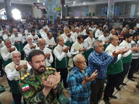 تصاویر/ نمازعبادی سیاسی جمعه کاشان