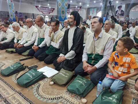 تصاویر/ نمازعبادی سیاسی جمعه کاشان