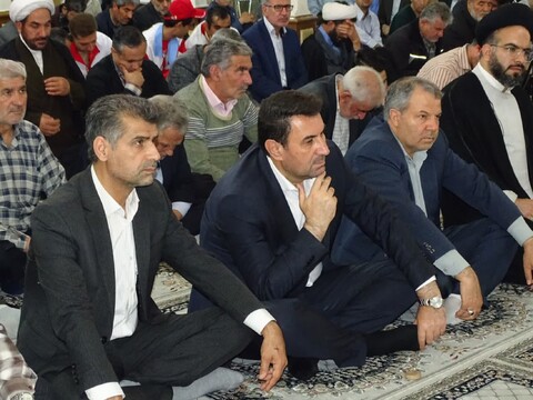 تصاویر/ اقامه نماز جمعه شهر ماکو