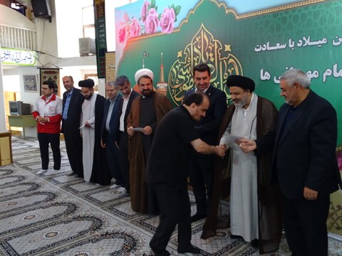 تصاویر/ اقامه نماز جمعه شهر ماکو