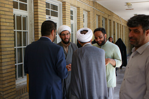 تصاویر/اردوی دانش‌آموزی یک روز در حوزه