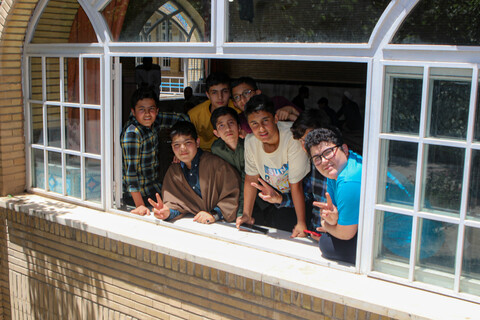 تصاویر/اردوی دانش‌آموزی یک روز در حوزه