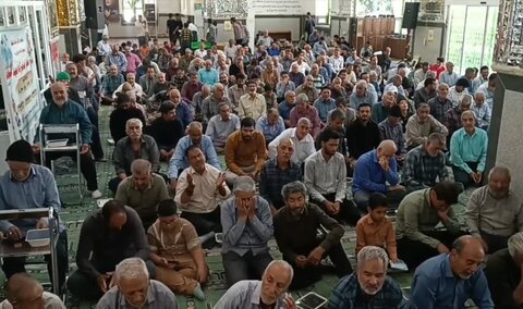 تصاویر/ اقامه نماز جمعه بردسیر