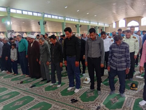 تصاویر/ اقامه نماز جمعه عنبرآباد