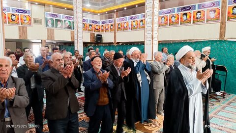 تصاویر/ اقامه نماز جمعه شهر کشاورز