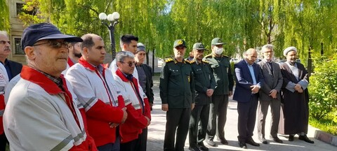 تصاویر/ مراسم غبار روبی و عطر افشانی مزار شهداء شهر اسکو