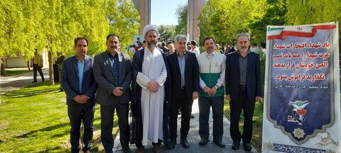 تصاویر/ مراسم غبار روبی و عطر افشانی مزار شهداء شهر اسکو