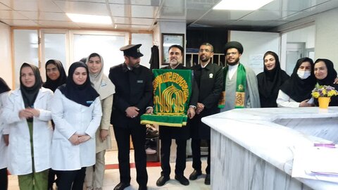 تصاویر/حضورکاروان زیر سایه خورشیددر زایشگاه شبیه خوانی کاشان