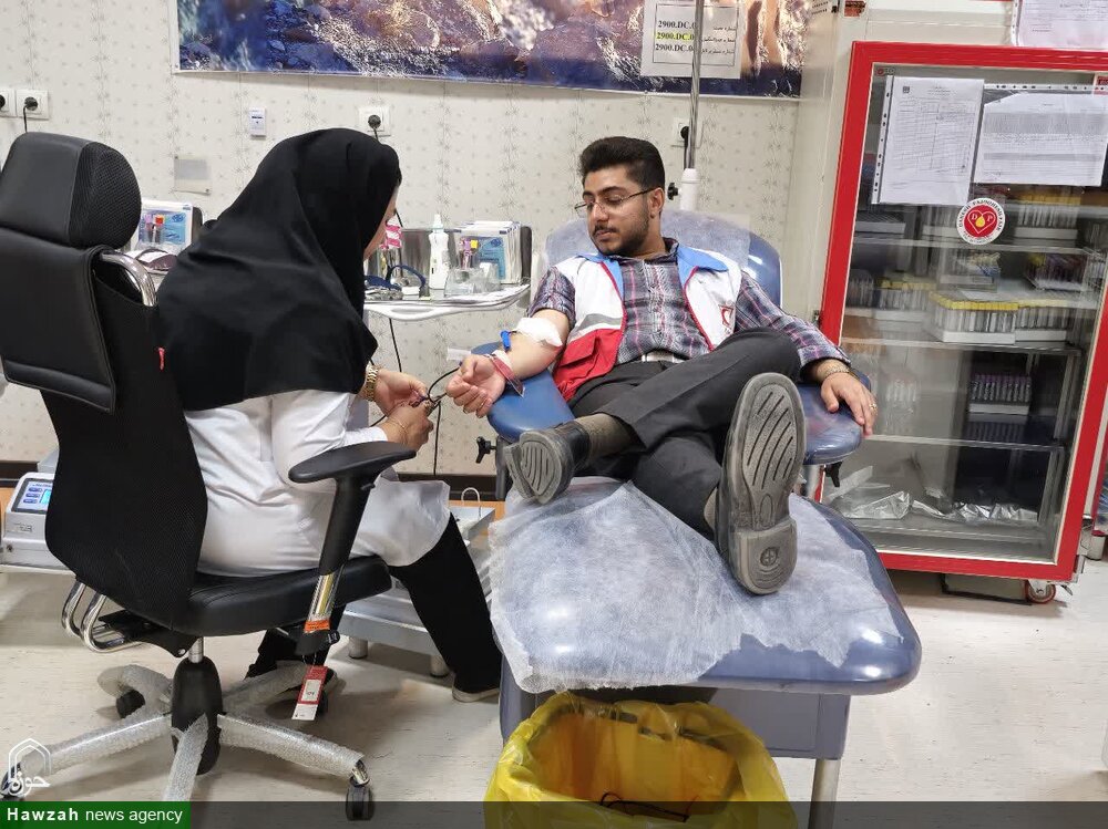 گره‌گشایی از نیازهای جامعه با اهدای خون گروه جهادی شهید میثمی