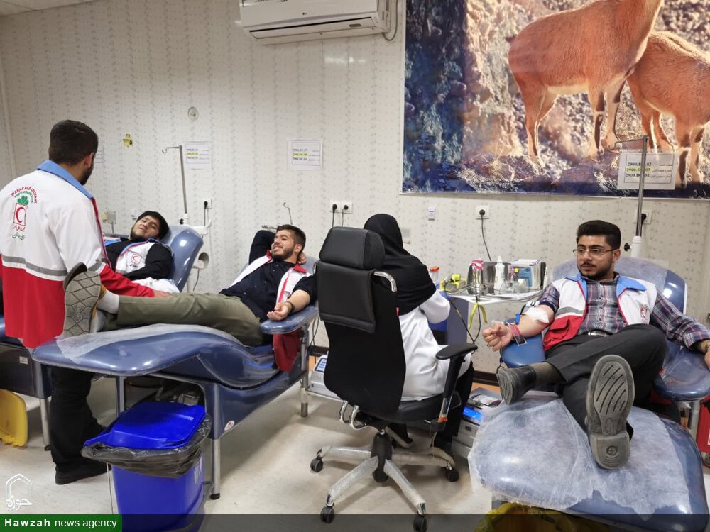 گره‌گشایی از نیازهای جامعه با اهدای خون گروه جهادی شهید میثمی