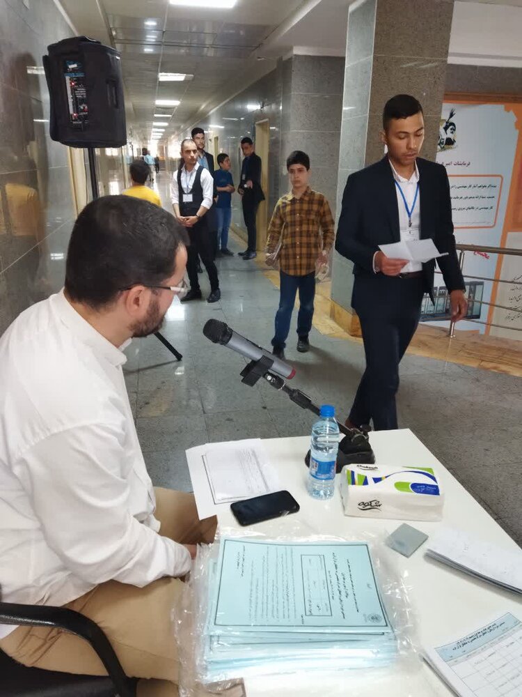 برگزاری بیستمین دوره آزمون‌های اعطای مدرک تخصصی حفظ قرآن کریم در دانشگاه افسری امام علی(ع)