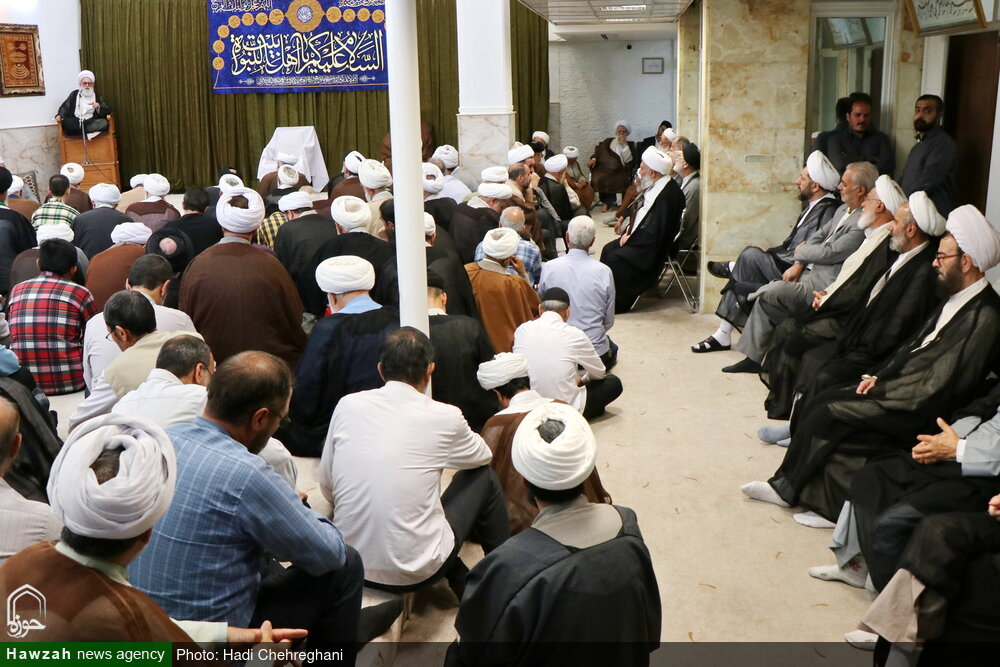 تصاویر / مراسم جشن روز میلاد امام رضا (ع) در دفتر آیت الله العظمی نوری همدانی