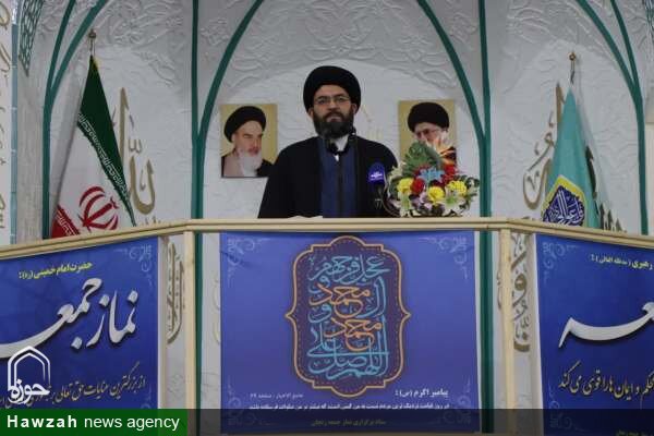 حوزه علمیه قم؛ پایگاه هزارساله مبارزه با انحرافات سیاسی