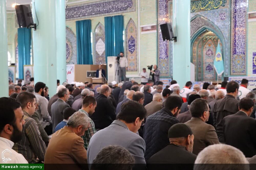 تصاویر/ اقامه نماز جمعه شهر تکاب