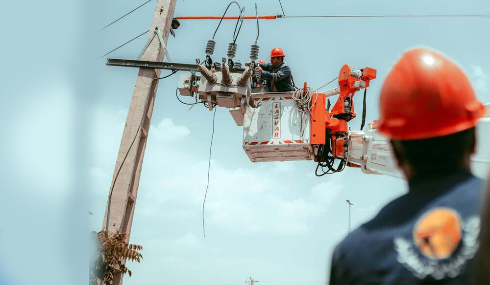 مقایسه‌ای بین برق‌رسانی در دوران پهلوی و جمهوری اسلامی