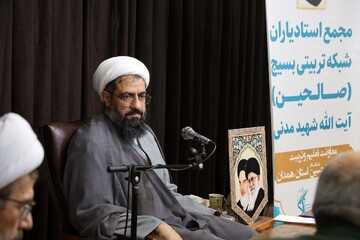 روش‌های تربیتی جدید در طرح صالحین اجرا شود