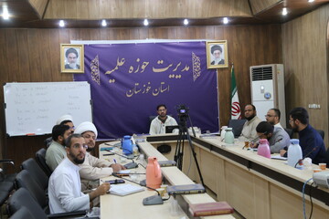 تصاویر/ سومین جلسه از سلسله نشست‌های «دراسات عن الدول و الأمم» با محوریت کشور الجزائر