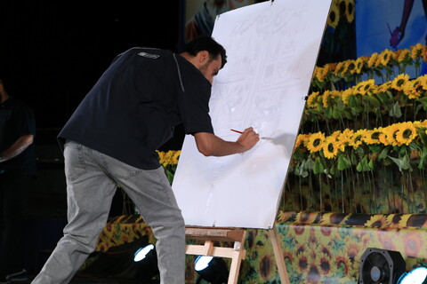 تصاویر / جشن بزرگ زیر سایه خورشید در بهارستان اصفهان