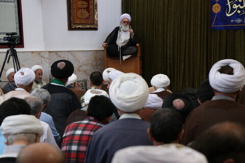 Imágenes / Ceremonia de celebración del cumpleaños del Imam Reza (P) en la oficina del Ayatolá Nouri Hamadani