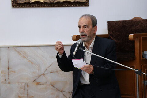 Imágenes / Ceremonia de celebración del cumpleaños del Imam Reza (P) en la oficina del Ayatolá Nouri Hamadani