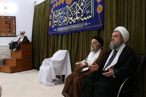 Imágenes / Ceremonia de celebración del cumpleaños del Imam Reza (P) en la oficina del Ayatolá Nouri Hamadani